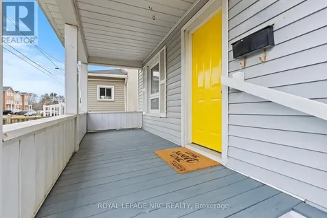 22 Denistoun Street Welland (broadway) ON L3C 1T9