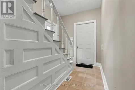 22 Denistoun Street Welland (broadway) ON L3C 1T9