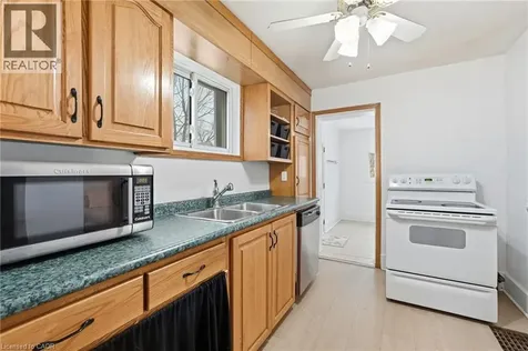 20 York Street Welland ON L3B 4A6