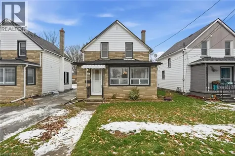 20 York Street Welland ON L3B 4A6