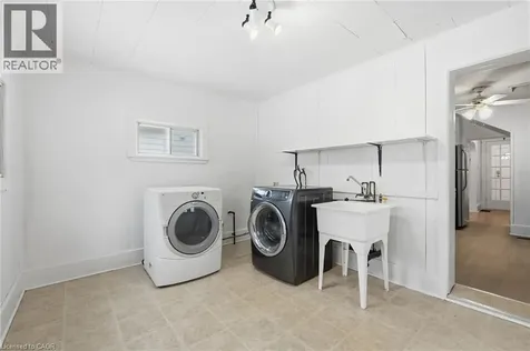 20 York Street Welland ON L3B 4A6