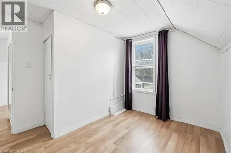 20 York Street Welland ON L3B 4A6