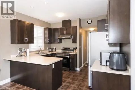 439 Twinleaf Street Waterloo ON N2V 0B7