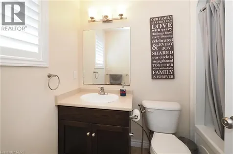 439 Twinleaf Street Waterloo ON N2V 0B7