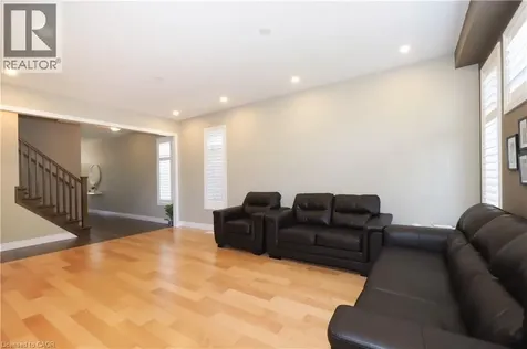 439 Twinleaf Street Waterloo ON N2V 0B7