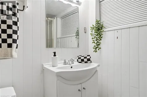 146 Park Row South Hamilton ON L8K 2J8