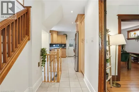 146 Park Row South Hamilton ON L8K 2J8