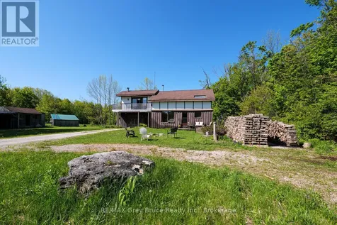 127 Crawford Drive South Bruce Peninsula ON N0H 2T0