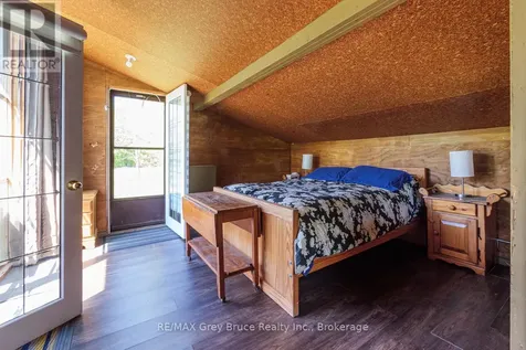 127 Crawford Drive South Bruce Peninsula ON N0H 2T0