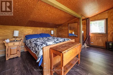 127 Crawford Drive South Bruce Peninsula ON N0H 2T0