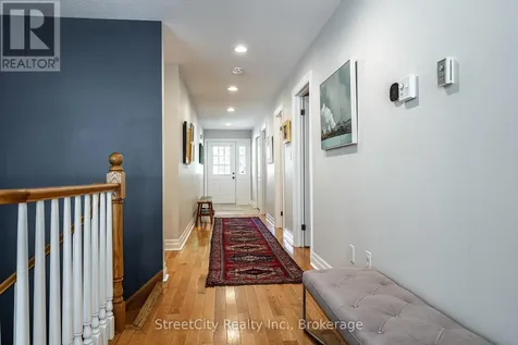 98 Abraham Drive Stratford ON N5A 8B1