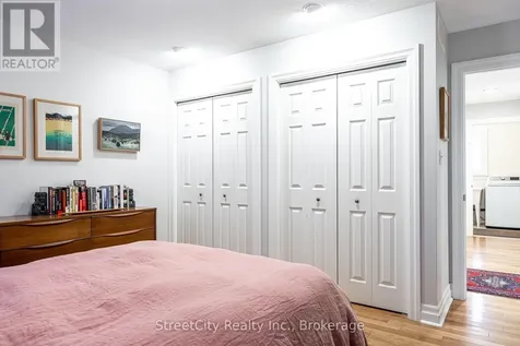 98 Abraham Drive Stratford ON N5A 8B1