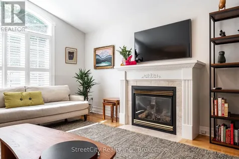 98 Abraham Drive Stratford ON N5A 8B1