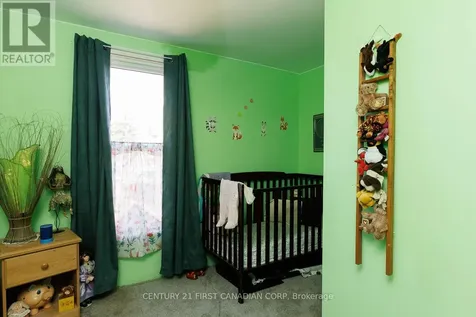 61 Alma Street St. Thomas ON N5P 3A9