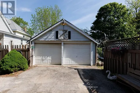 61 Alma Street St. Thomas ON N5P 3A9
