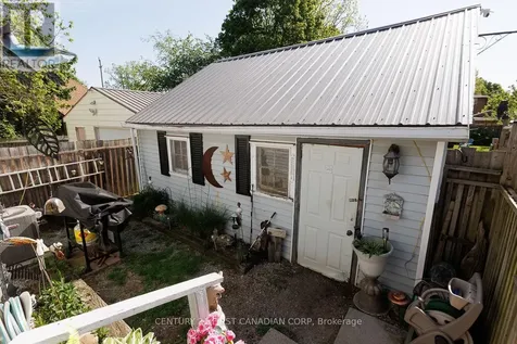 61 Alma Street St. Thomas ON N5P 3A9