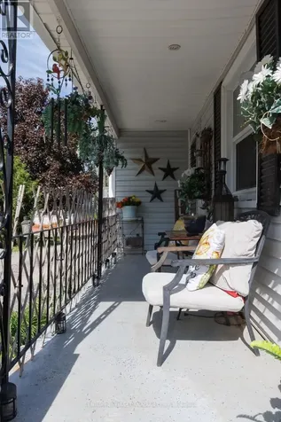61 Alma Street St. Thomas ON N5P 3A9