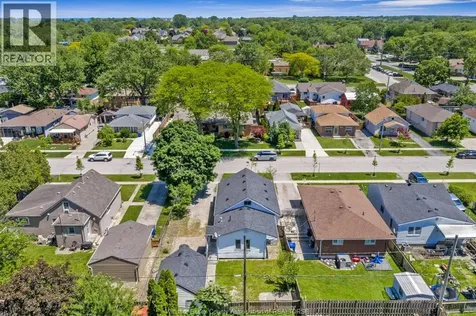653 Labute Tecumseh ON N8N 2B2