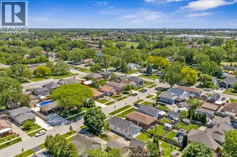 653 Labute Tecumseh ON N8N 2B2