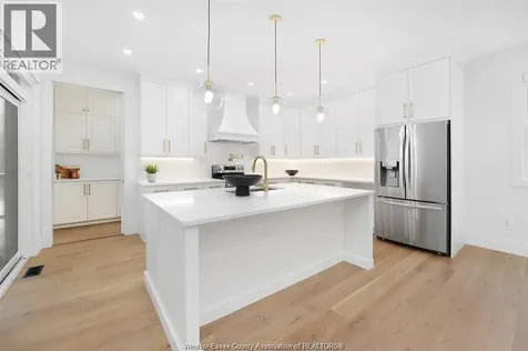 3851 Ronald Avenue Windsor ON N9G 1N2
