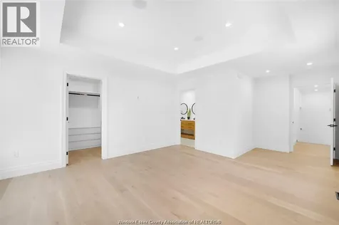 3851 Ronald Avenue Windsor ON N9G 1N2
