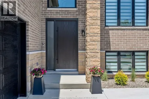 3851 Ronald Avenue Windsor ON N9G 1N2