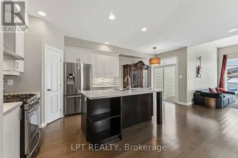 321 Kingbrook Drive Ottawa ON K2M 0G1