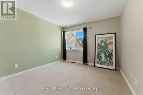 321 Kingbrook Drive Ottawa ON K2M 0G1
