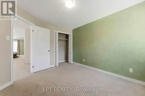 321 Kingbrook Drive Ottawa ON K2M 0G1