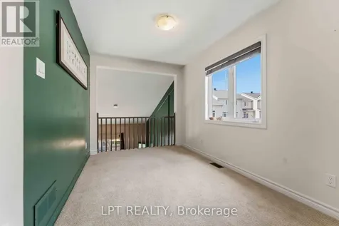 321 Kingbrook Drive Ottawa ON K2M 0G1