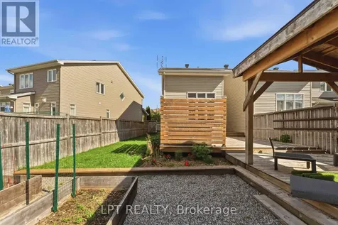 321 Kingbrook Drive Ottawa ON K2M 0G1