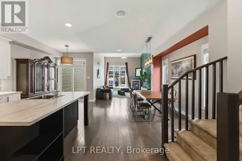 321 Kingbrook Drive Ottawa ON K2M 0G1