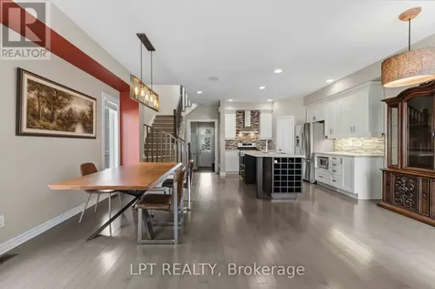 321 Kingbrook Drive Ottawa ON K2M 0G1