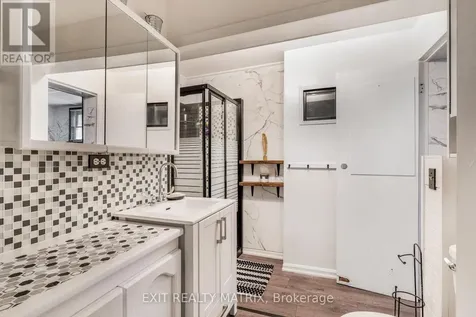 235-237 Guigues Avenue Ottawa ON K1N 5J3