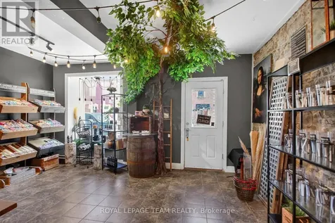 212-224 St Lawrence Street Merrickville-wolford ON K0G 1N0