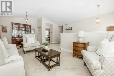 40 Fairway Crescent Wasaga Beach ON L9Z 1B8