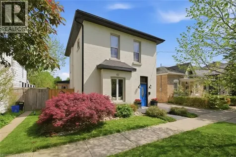 62 East Avenue Brantford ON N3S 3L4