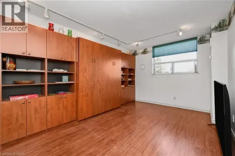 1425 Ghent Avenue Burlington ON L7S 1X5