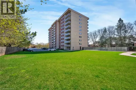 1425 Ghent Avenue Burlington ON L7S 1X5
