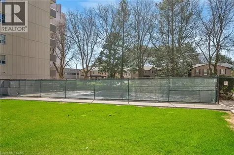 1425 Ghent Avenue Burlington ON L7S 1X5