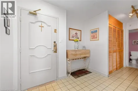 1425 Ghent Avenue Burlington ON L7S 1X5