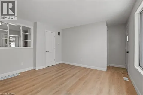 83 Elm Street Simcoe ON N3Y 3B7