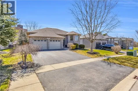 5 Bradbury Crescent Paris ON N3L 4E1