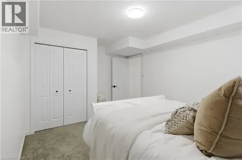 5 Bradbury Crescent Paris ON N3L 4E1