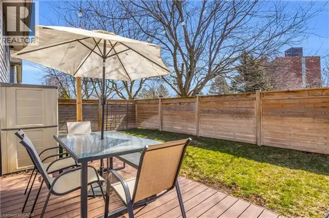5 Bradbury Crescent Paris ON N3L 4E1