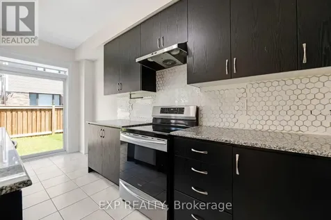 108 Durham Avenue Barrie ON L9J 0L8