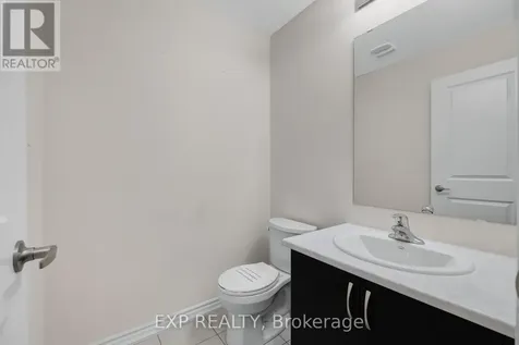108 Durham Avenue Barrie ON L9J 0L8