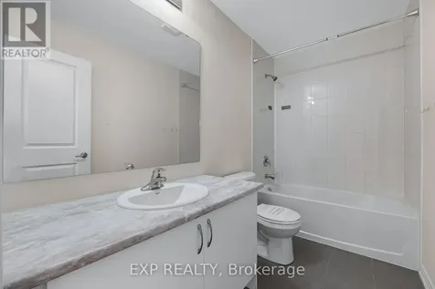 108 Durham Avenue Barrie ON L9J 0L8