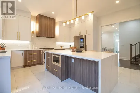 43 Longworth Avenue Richmond Hill ON L4E 1J2