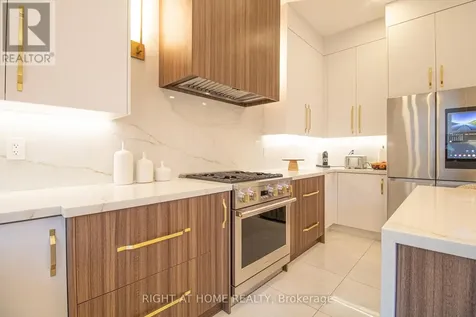 43 Longworth Avenue Richmond Hill ON L4E 1J2